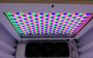 Световая панель в камере FytoScope FS 130- RGBIR