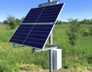 Автономная солнечная система электропитания, выходная мощность 80 Ватт, необходимость в солнце 2.4 - 3 часа в день, LI-COR