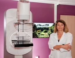 GE Healthcare представила первый в мире инструмент для проведения контрастной маммографии с биопсией